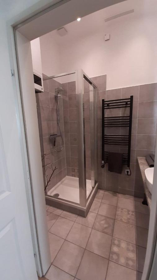 Apartamento Pia'S Gardenview Viena Exterior foto